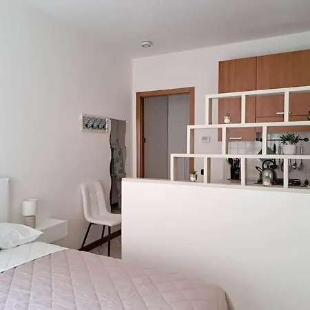 Apartment Casa Elena Como